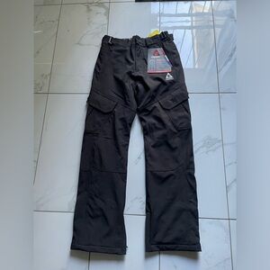 Gerry men’s snow tech pants. Size: Small. Color black